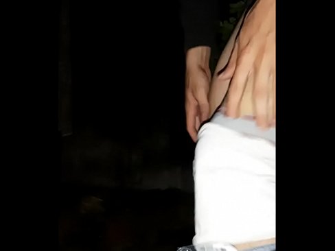❤️ Maƙwabcina ya yi tsalle ya hau bangon keɓe na Batsa na Gida ❤